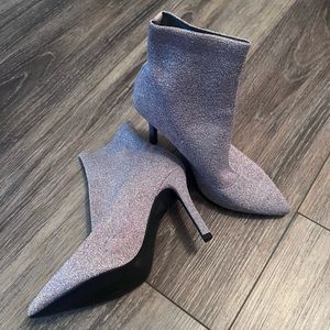 Gianni Bini Link Booties